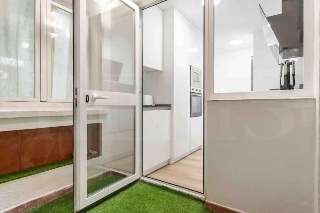 Bright And Modern By Rems Appartement